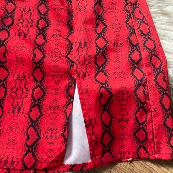 PRINCESS POLLY Red Snake Print Mini Skirt - Picture 3 of 4